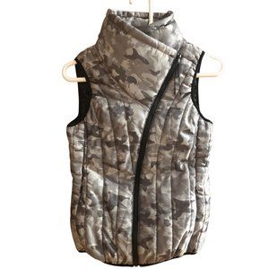 4-U Performance Size XS/SM Silver Gray Camo Vest